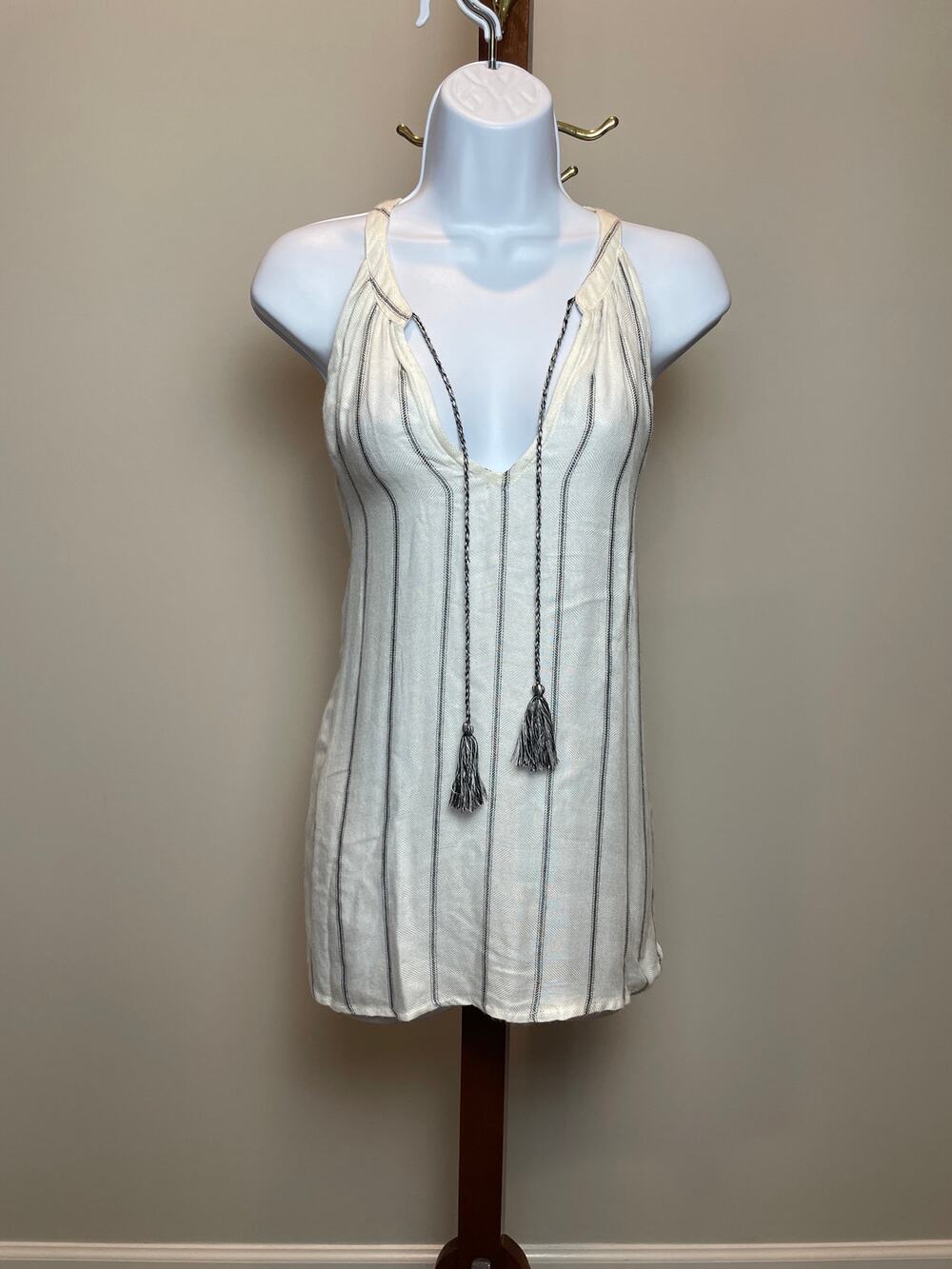 Laju Los Angeles Navy White Sleeveless Striped V Neck Top Size S New With Tag